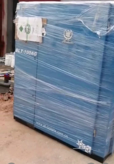 睿寂行螺桿空壓機(jī)到達(dá)客戶現(xiàn)場(chǎng)